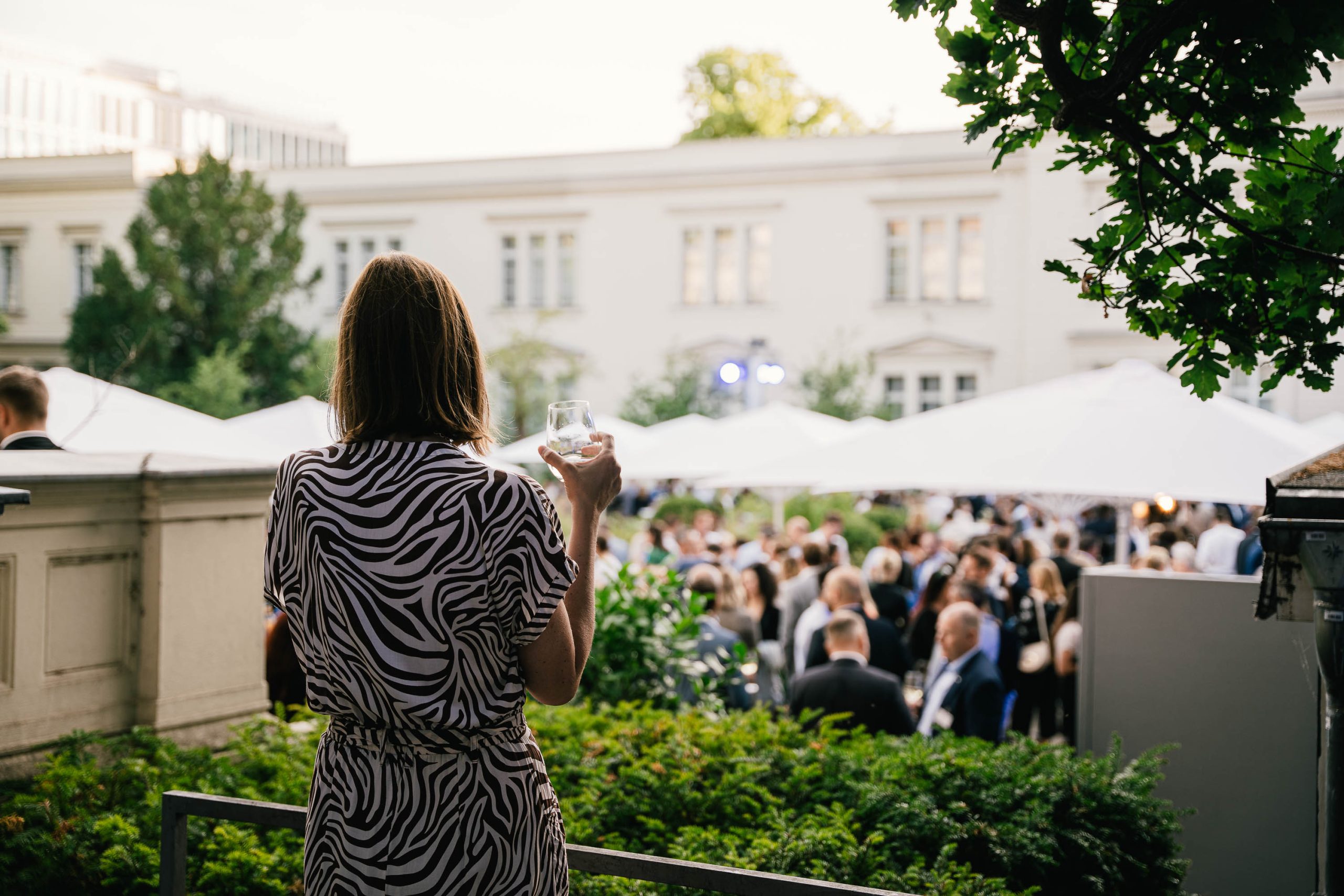 Catering Hoflieferanten Berlin Sommerfest Catering Gäste