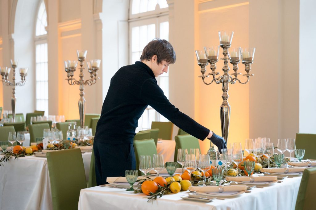 Hoflieferanten Berlin Catering Orangerie Lunch Aufbau