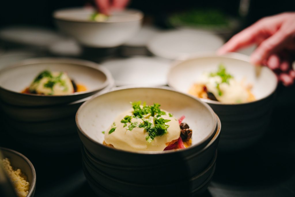 Hoflieferanten Berlin Catering Is(s)t Buffet-Genuss im Fokus