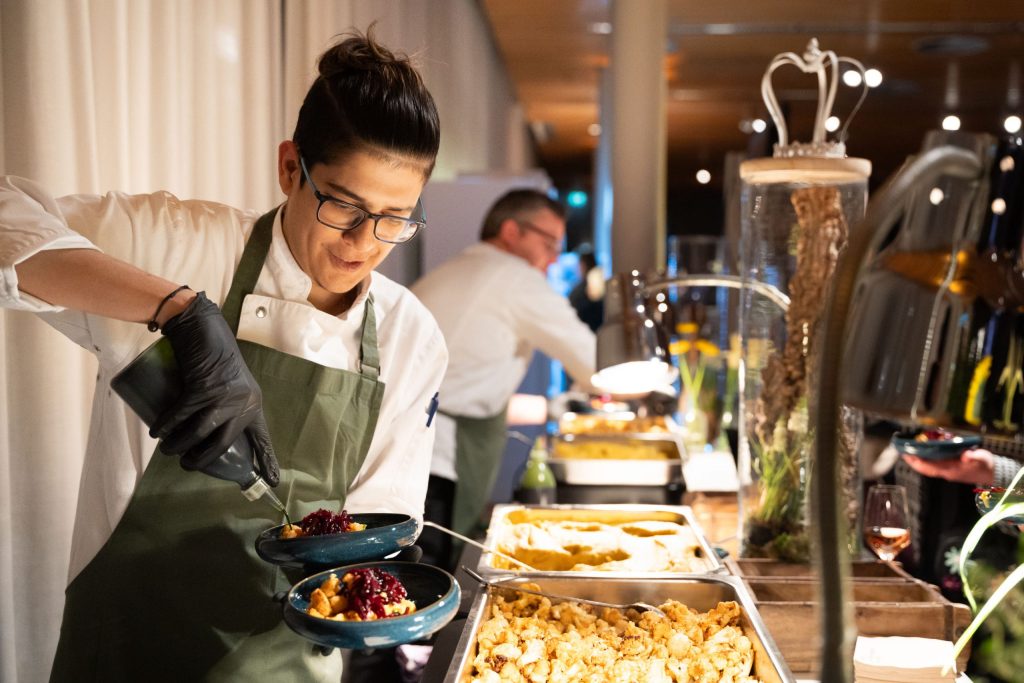 Hoflieferanten Berlin Catering Good Energy - Der letzte Schliff